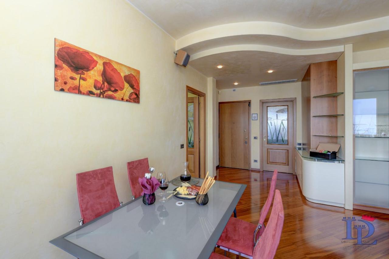 Desenzanoloft Official Partner Marriott Homes & Villas - Charming On The Lake Front Lake ديسينسانو ديل غاردا المظهر الخارجي الصورة